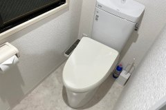 skyrentalgym-toilet01
