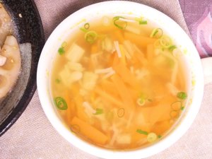 えのきと人参の中華スープ