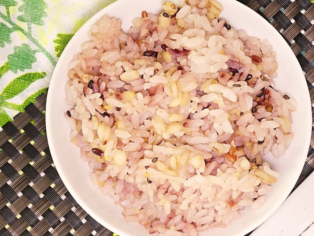 忘れず炊いた十六穀米