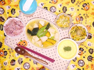 今日の夕ごはん　鶏むね肉とかぼちゃのコンソメ煮他　19/10/31