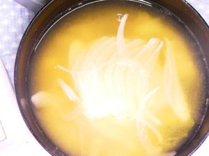 玉ねぎのお味噌汁