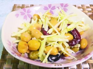 サラダ豆とブロッコリーの茎のマヨサラダ