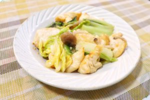 鶏胸肉と白菜の味噌炒め