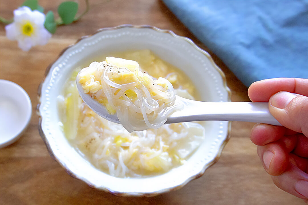 しらたきと白菜の卵スープ