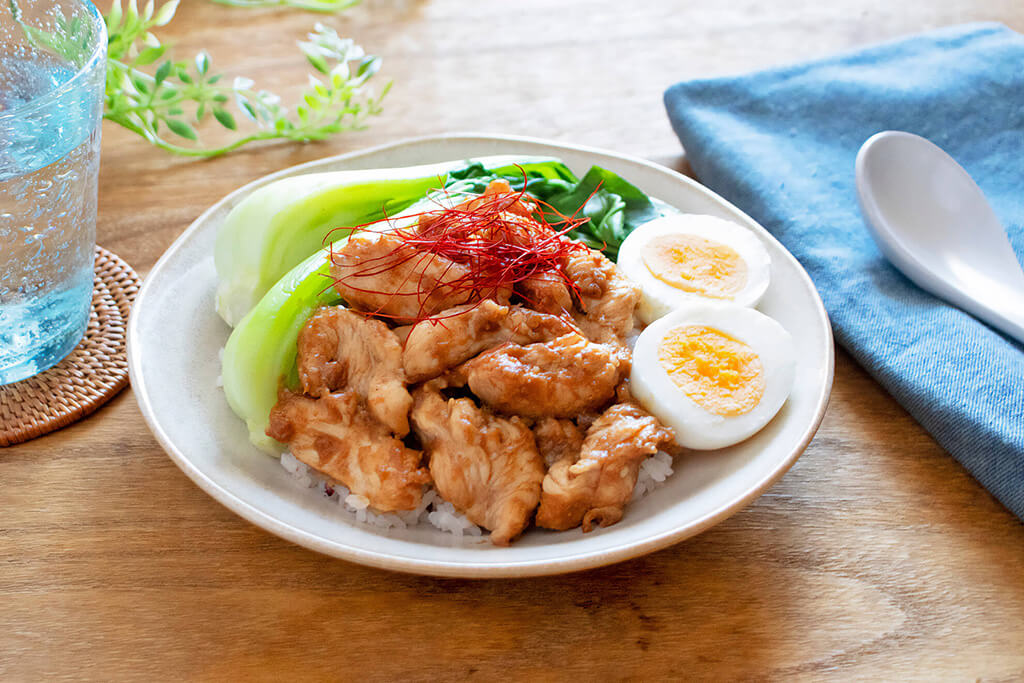 鶏むね肉のルーローハン風