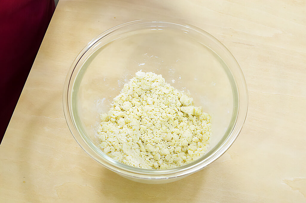 調味料を加えて混ぜる