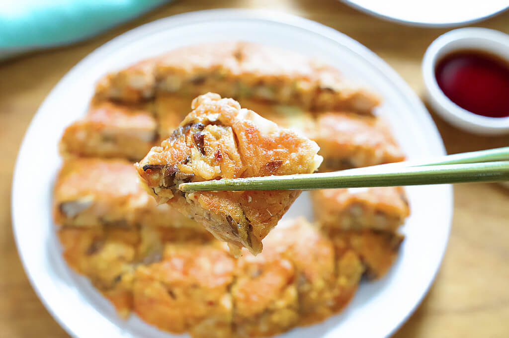 豆腐ときのこのキムチチヂミ