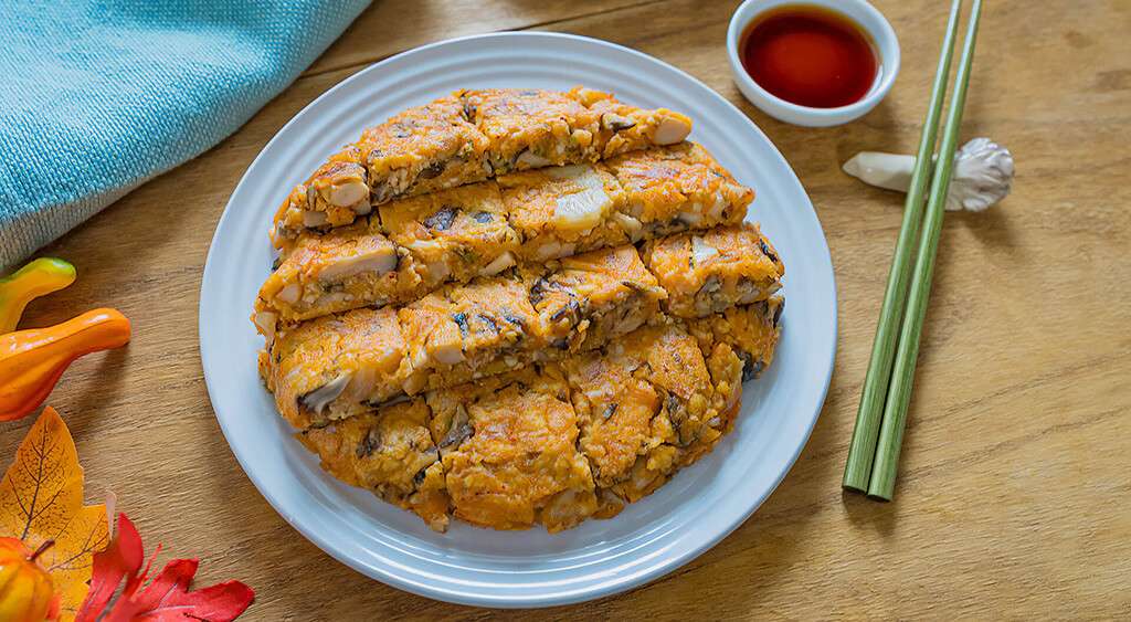 豆腐ときのこのキムチチヂミ