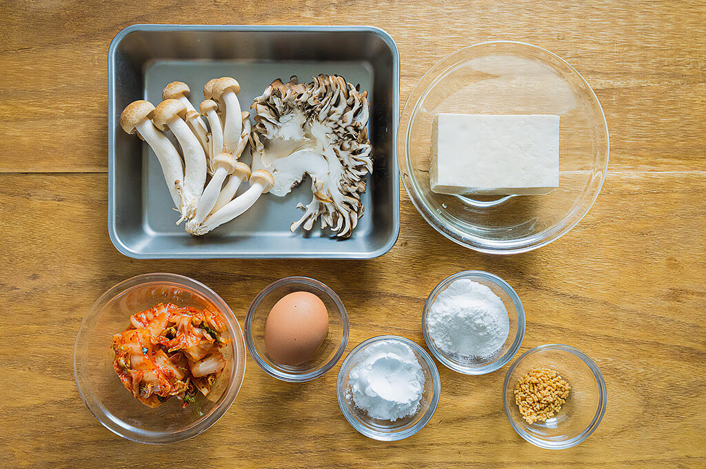 豆腐ときのこのキムチチヂミの材料