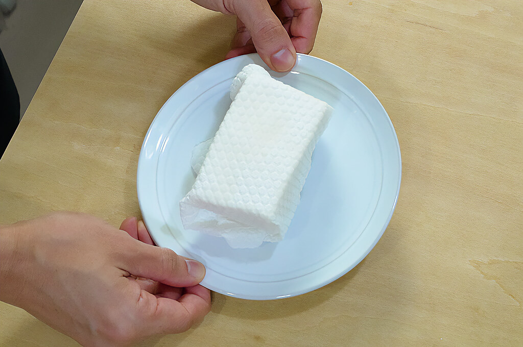 絹ごし豆腐はレンジで加熱する
