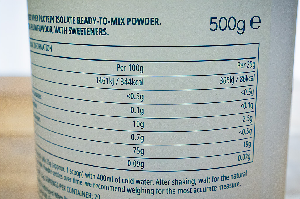 マイプロテイン クリアホエイアイソレート 梅ソーダ味の栄養成分表示