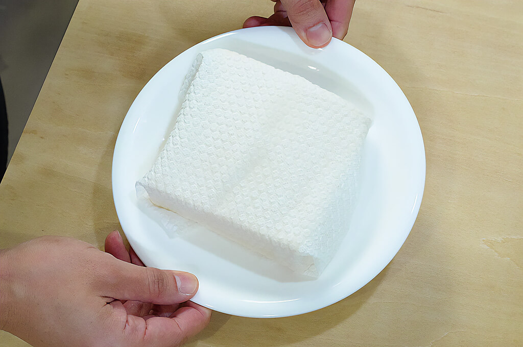 絹ごし豆腐はレンジで加熱する