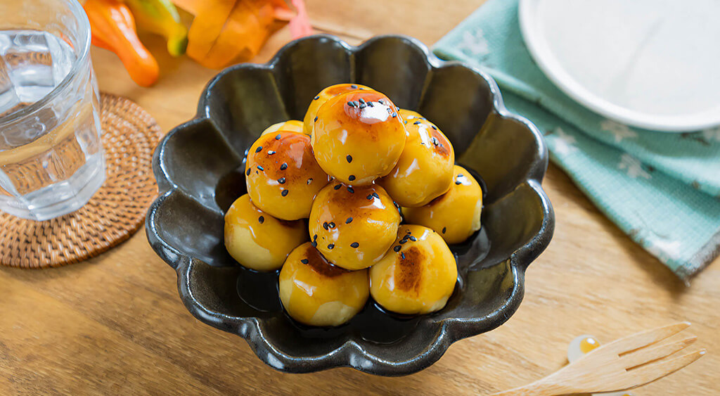 豆腐とさつまいものみたらし団子