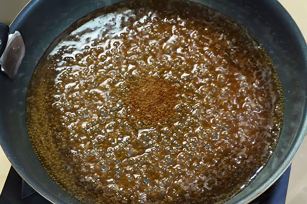 みたらしあんを加熱する