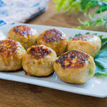 ささみとキャベツのチーズつくね