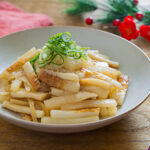 ちくわと大根の甘辛餅炒め