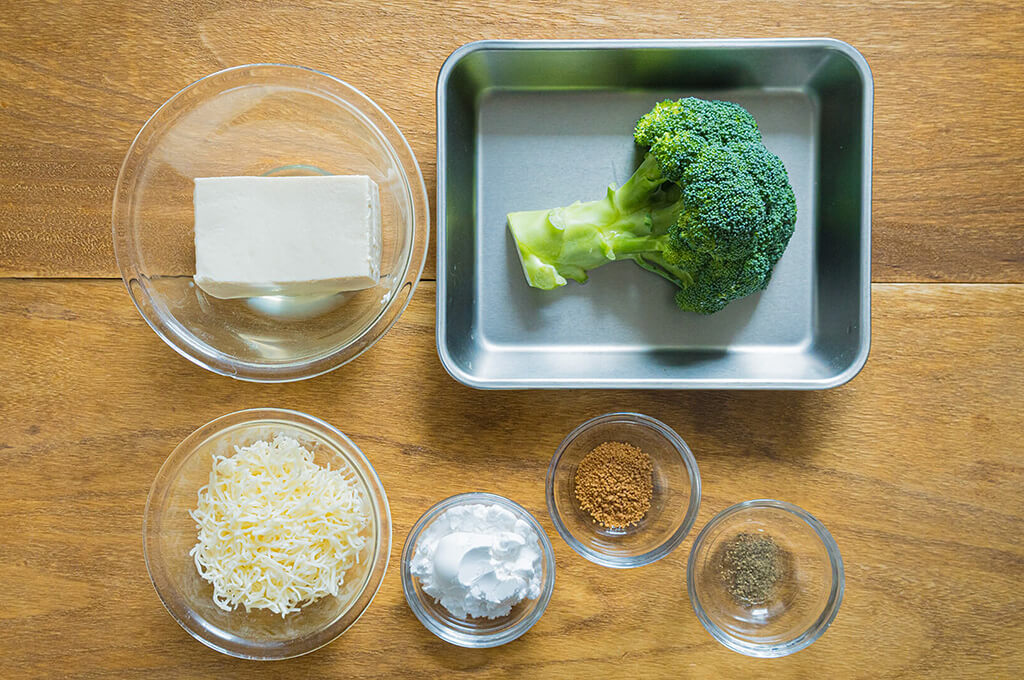 豆腐とブロッコリーのチーズ焼きの材料