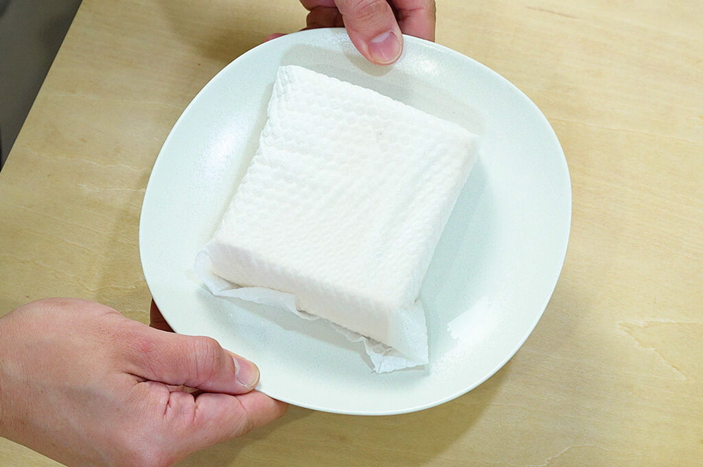 豆腐はレンジで加熱する