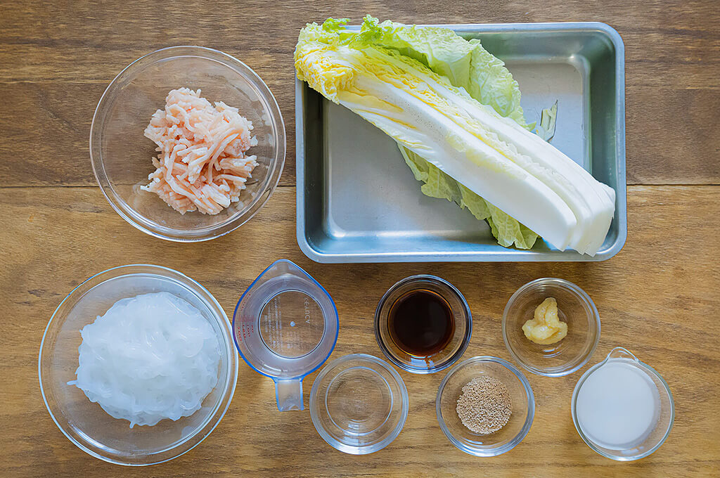 白菜としらたきのとろとろ煮の材料