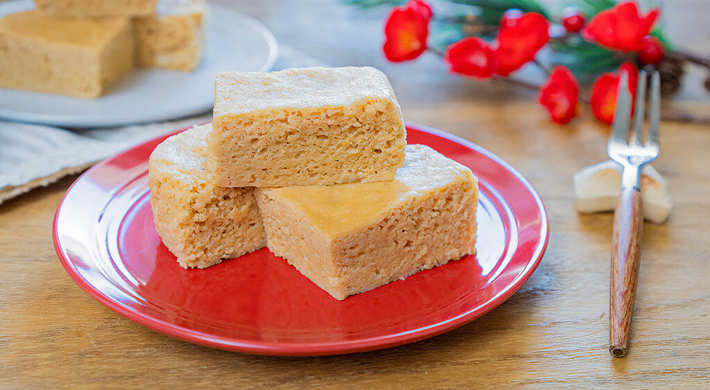 豆腐とお餅のきな粉蒸しパン
