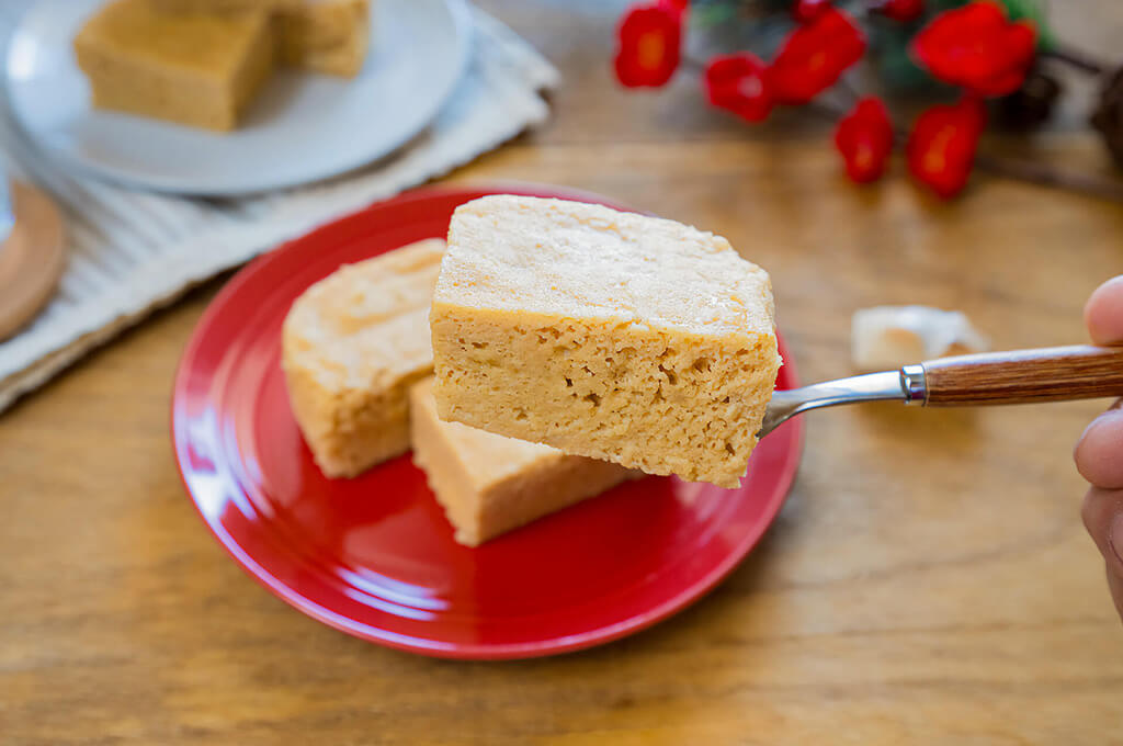 豆腐とお餅のきな粉蒸しパン