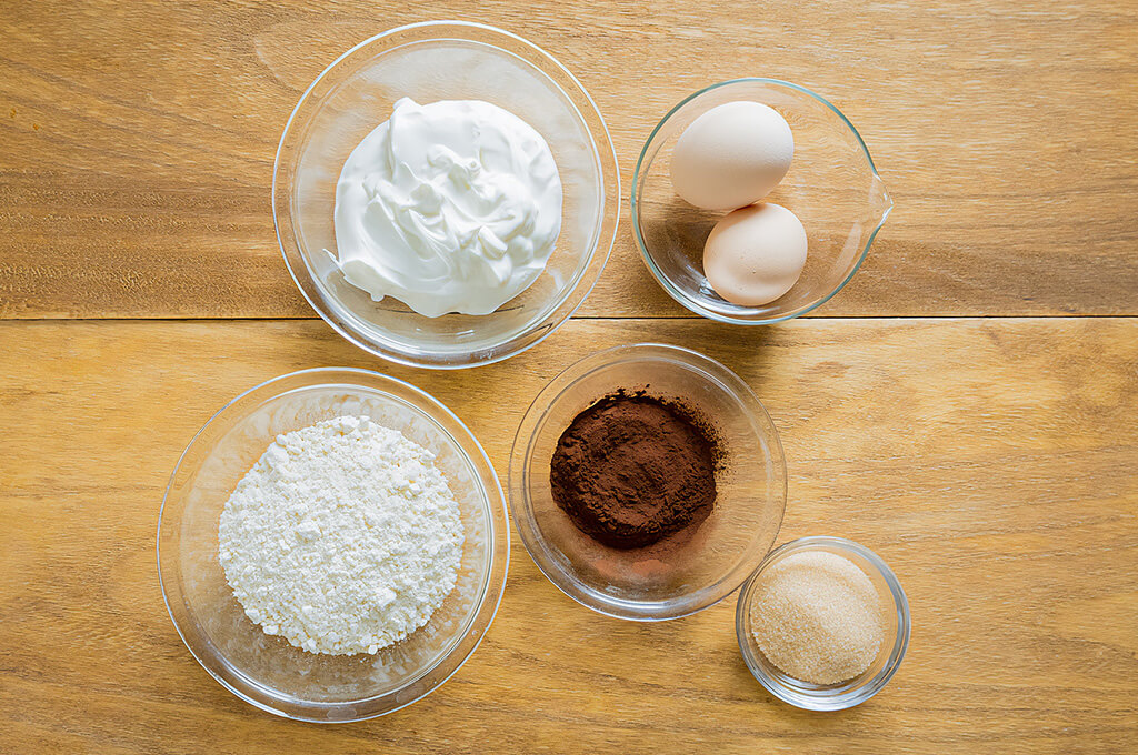 ヨーグルトチョコケーキの材料
