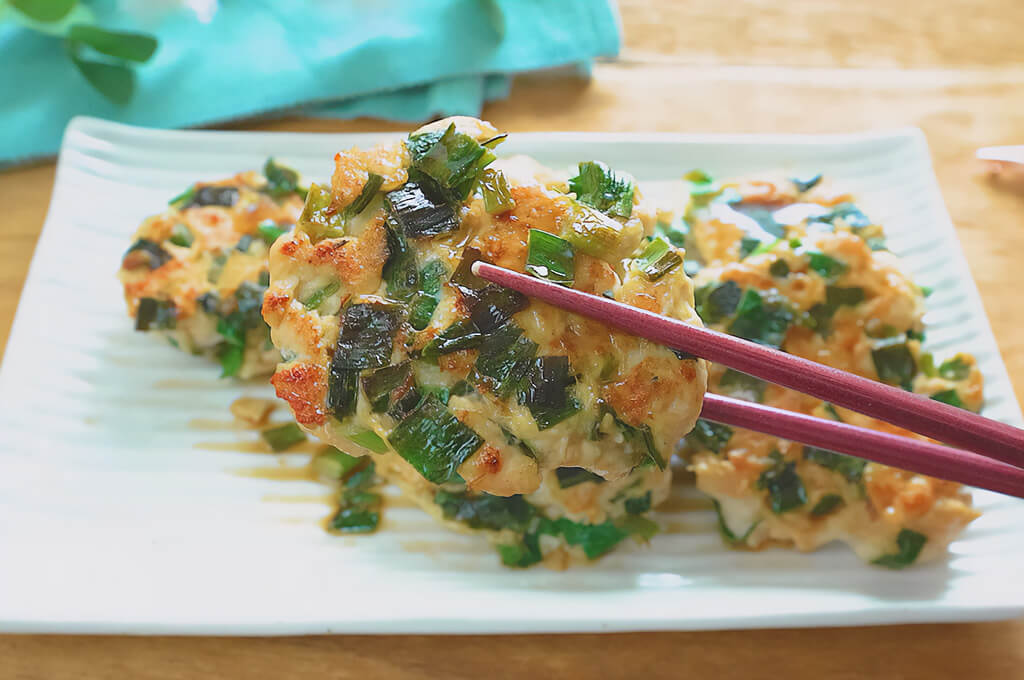 鶏むね肉と梅ニラのゴロゴロ焼き