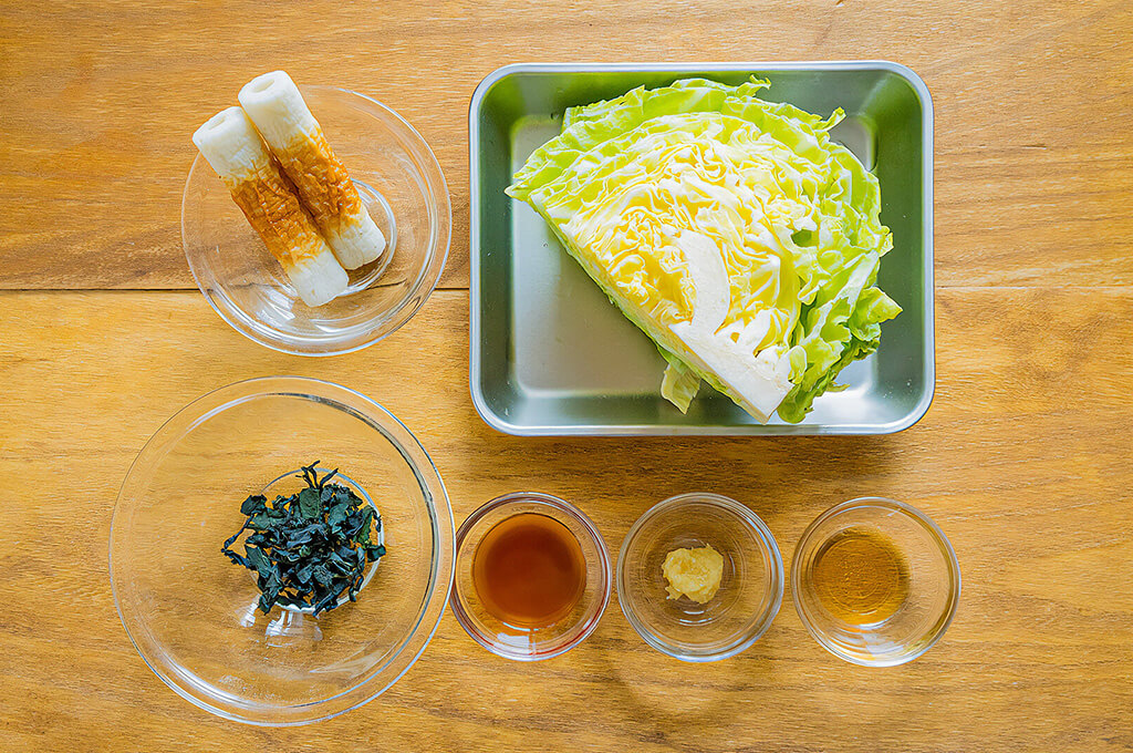 ちくわと春キャベツのポン酢和えの材料