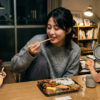 夜遅い時間の食事は太る？