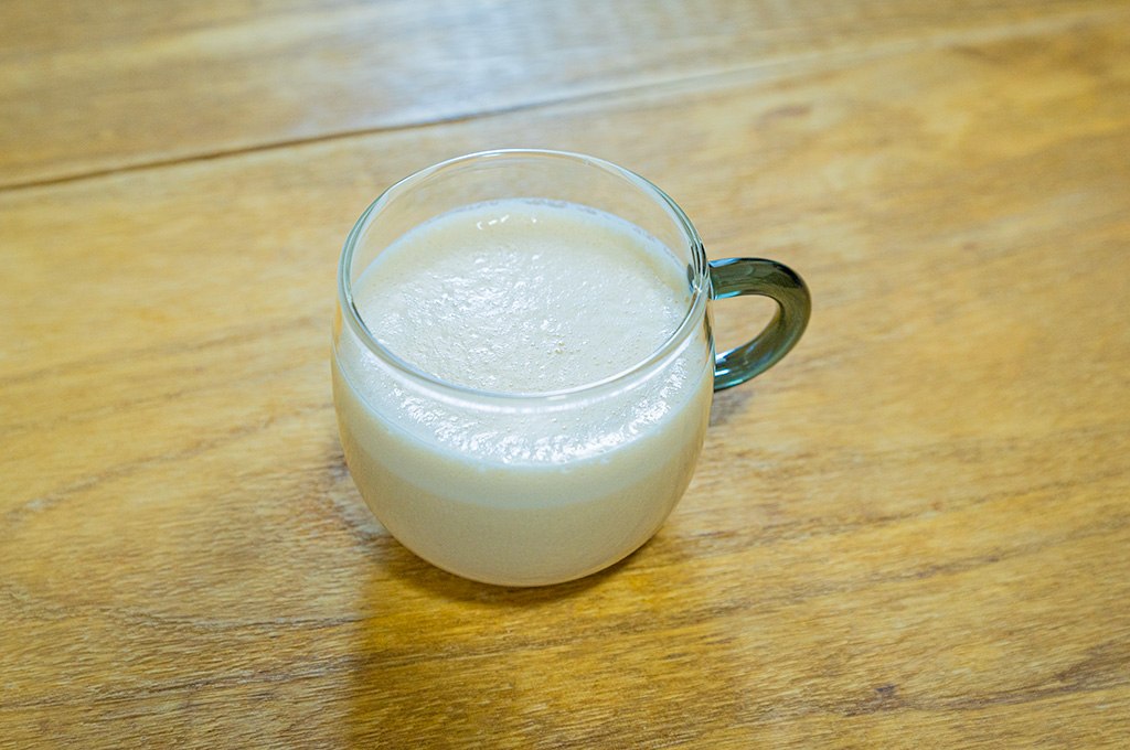 ビーレジェンド ソイプロテイン やみつき黒蜜きな粉風味