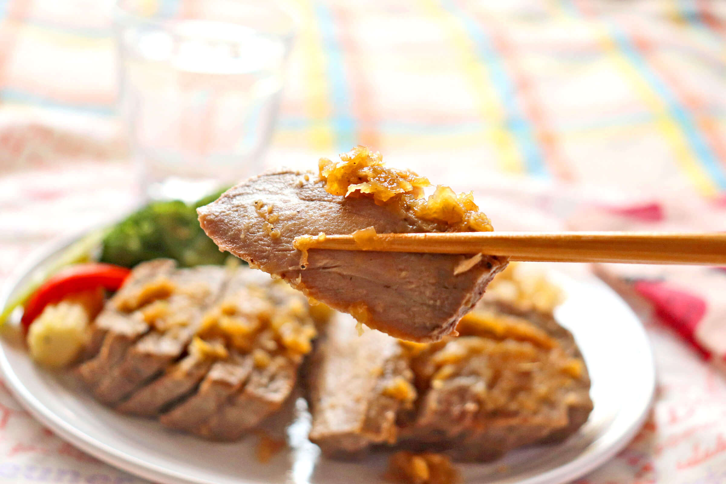 筋肉食堂DELI お弁当 牛赤身肉のステーキ（ジンジャー） 