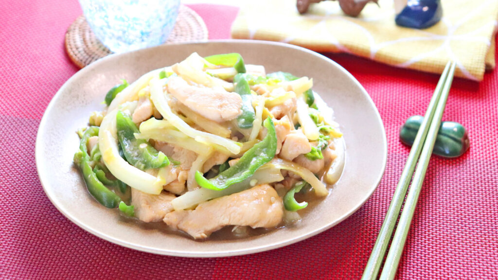 鶏胸肉と白菜の和風チンジャオ