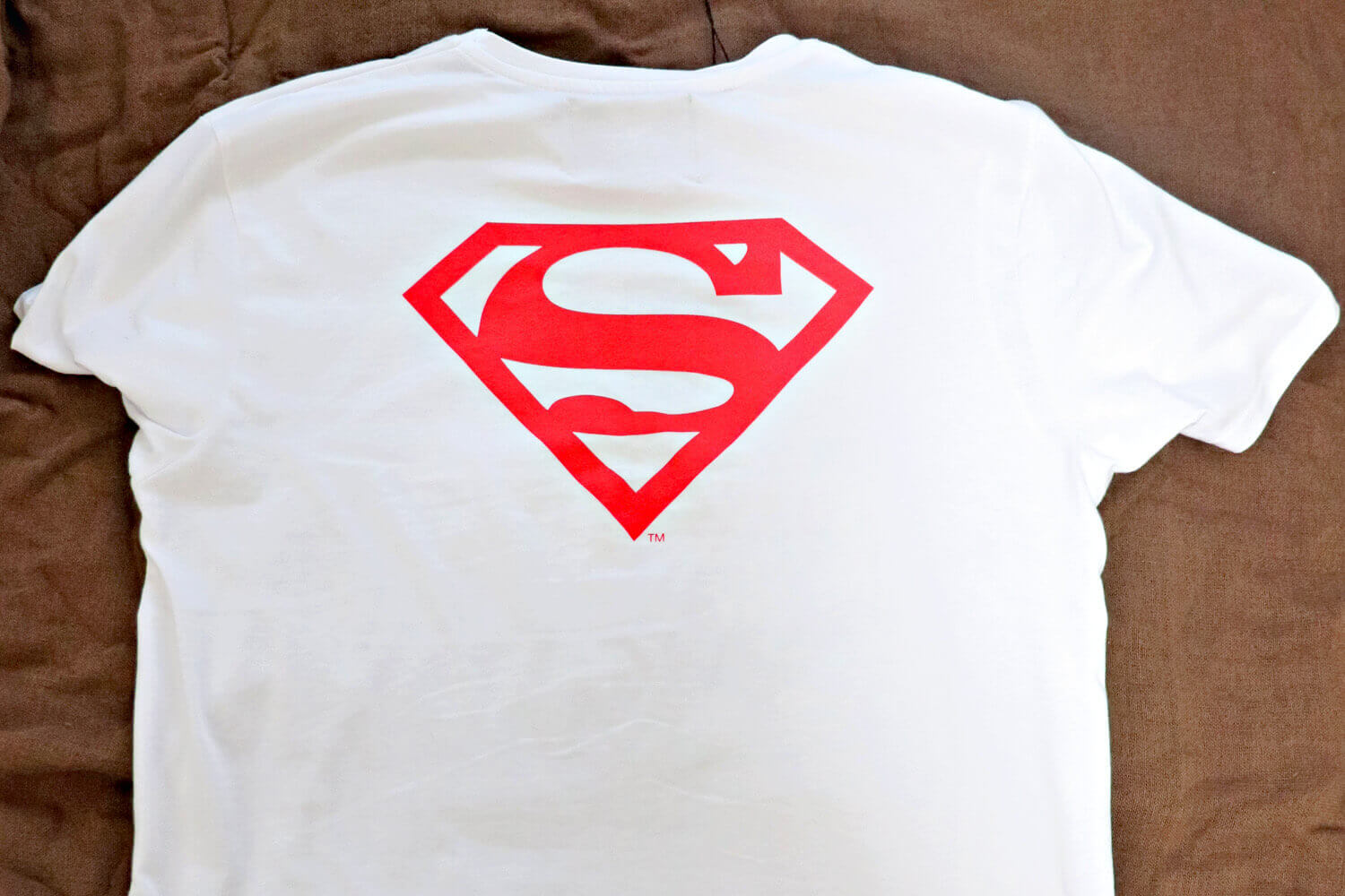 マイプロテイン スーパーマン コラボボックス Tシャツ 後ろ