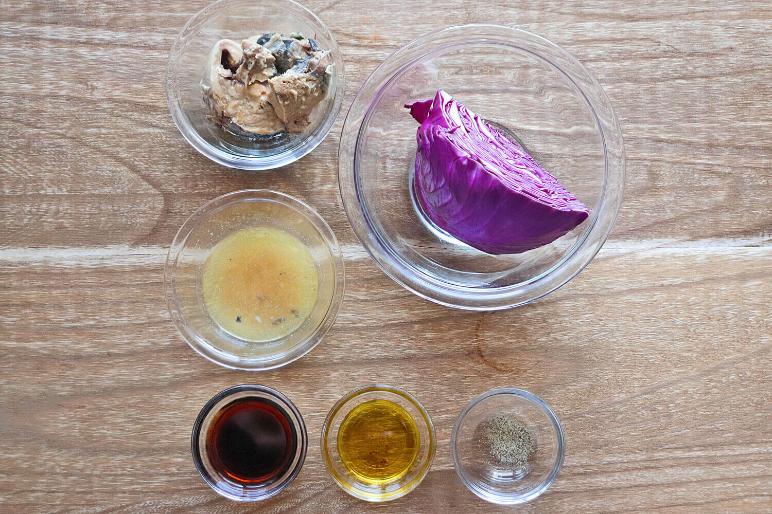 サバ缶と紫キャベツのマリネ 材料