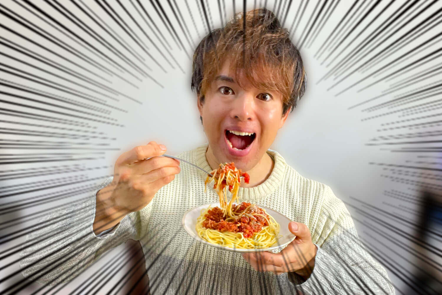 ソイクルのミートソーススパゲッティを食べる筋肉料理研究家Ryota