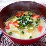 ツナとキャベツの豆乳味噌スープ